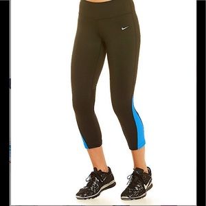 Nike Running Dri-FIT Women’s Capri Size Large